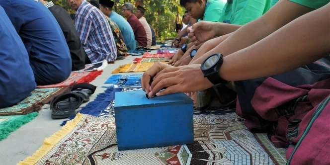 Infaq Adalah Sumbangan untuk Amal, Berikut Manfaat dan Dalil Anjurannya