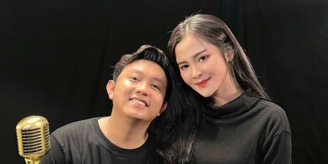 Denny Caknan Pamer Pacar Baru, Sosoknya Bikin Klepek-klepek