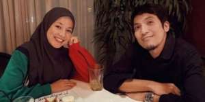 Sederet Artis yang Nikah Terpaut Usia Jauh hingga Berujung Cerai