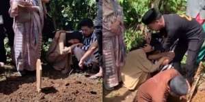Momen Pilu Pasangan Suami Istri Menangis, Tak Sanggup Melihat Liang Lahat Anaknya yang Meninggal Dunia