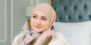 Nathalie Holscher Dikabarkan Pindah Agama Usai Lepas Hijab, Begini Pengakuan Keluarga