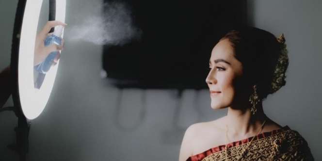 Cerita Seram MUA Pengantin Merias Adik Kelas yang Sudah Meninggal, Dijemput dan Diantar Pulang sama Bocah Kecil Ditemani Anjing Hitam
