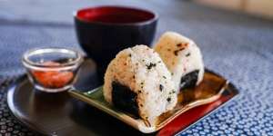 Onigiri Spicy Tuna, Ide Bekal Super Praktis