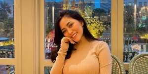 Rachel Vennya Tampil Santai Pakai Tas yang Harganya Bisa Buat DP Rumah, Lihat nih Penampakannya