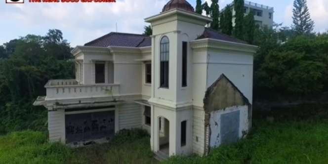 Penampakan Rumah Mewah Terbengkalai yang Diduga Jadi Tempat Ritual Khusus, Kini Sisakan Aura Mistis yang Bikin Merinding