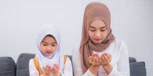 Membentuk Akhlak, Dasar Penting Pengasuhan dalam Islam