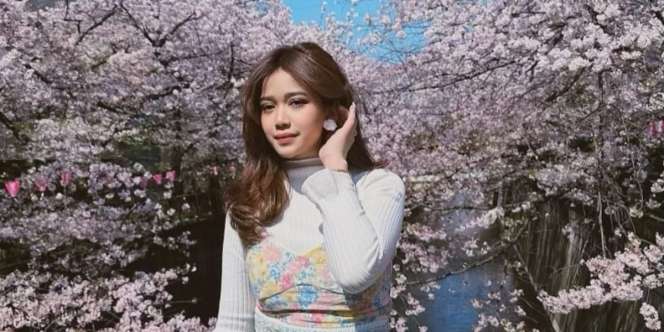 Heboh Diminta Mundur Saat Nyanyi Bareng Tiara Andini, Intip 7 Potret Rumah Brisia Jodie
