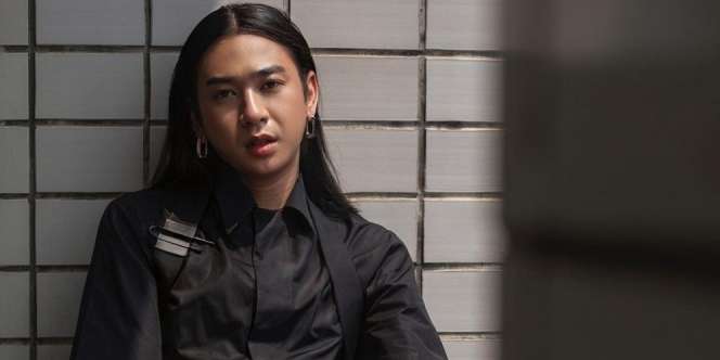 Potret Kamar Mandi Jovi Adhiguna, Mewah Seperti Hotel Berbintang