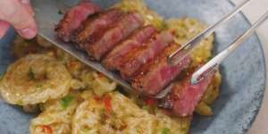 Seblak Rafael Dibuat Mewah oleh Chef Wilgoz, Pakai Wagyu