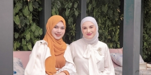 Touch of Tangerine Look, Tampilan Jadi Tampak Fresh