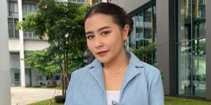 Dirias dengan Gaya Soft Glam, Prilly Latuconsina Dikira Aktris Hollywood