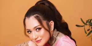 Intip Keseruan Nathalie Holscher Sunmori Bareng Bestie