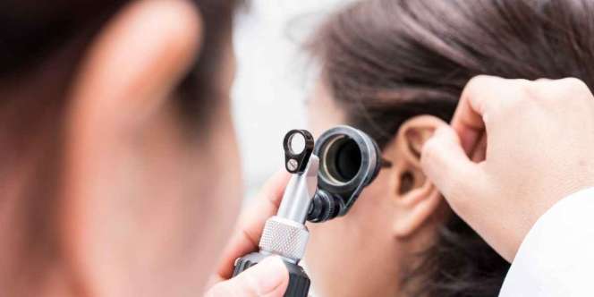 Bikin Heboh, Kecupan Hangat Sampai Bikin Gendang Telinga Pecah