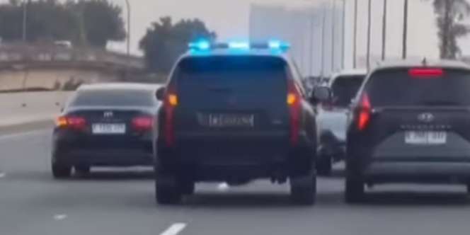 Viral Pajero Pelat Polisi Ugal-ugalan Saat Kawal Camry di Jalan Tol PIK 