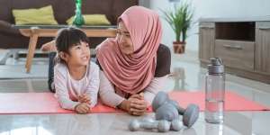 Kesehatan Jadi yang Utama, Ini 4 Cara yang Bisa Dilakukan Ibu biar Keluarga Nggak Gampang Sakit
