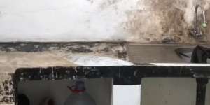 Dapur Rombeng Jadi Estetik, Cuma Modal Cat dan Wall Decor