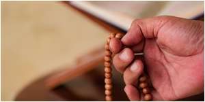 Ayat-Ayat Al-Quran Beserta Doa Pendek yang Ampuh Melindungi Diri dari Sihir dan Ilmu Hitam