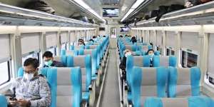 Ingat! Penumpang Kereta Api Tak Turun di Stasiun Tujuan Bisa Kena Denda hingga Blacklist