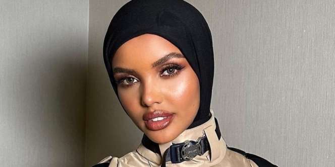 Busana Unik Halima Aden, Bagian Lehernya Berdetail Belt