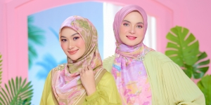 Intip Koleksi Hijab Colorful dengan Nuansa Barbie 