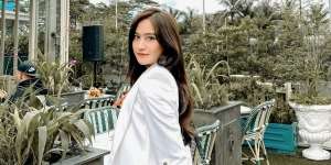 Salshabilla Adriani Dandan ala Broadway, Riasannya Flawless Banget!
