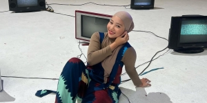 Swag Style Seru Zara dengan Jumpsuit Bermotif