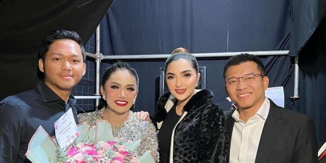 6 Potret Krisdayanti dan Anang Hermansyah Tetap Akrab Meski Sudah Bercerai