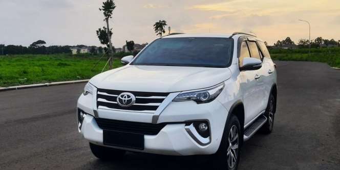 Tips untuk Pengendara Mobil Saat Bertemu Sepeda Listrik Agar Tak Terjadi Kecelakaan