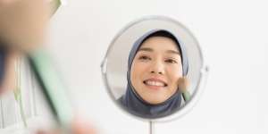 Ketahui Lebih Dalam Istilah Seputar Base Makeup