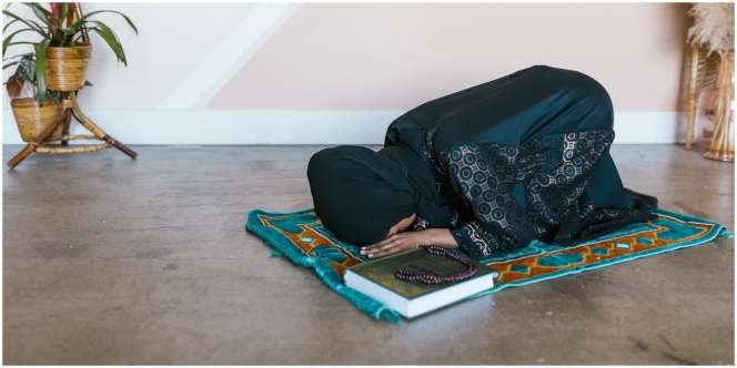 Niat Sholat Istikharah, Beserta Tata Cara Berdoa Agar Mendapatkan Keputusan Terbaik dari Allah 