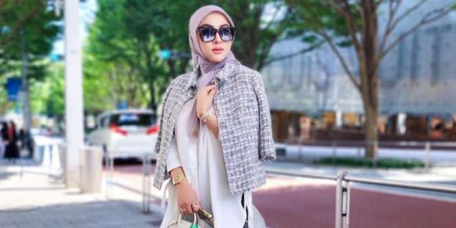 Syahrini Pakai Gantungan Tas Rp12 Juta, Netizen: Emang Bisa Dijual Lagi?