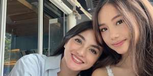 Potret Jasmine Salsabila Anak Ririn Ekawati Saat Pindah Apartemen di Amerika Serikat, Tolak Bantuan Sang Mama, Alasannya...