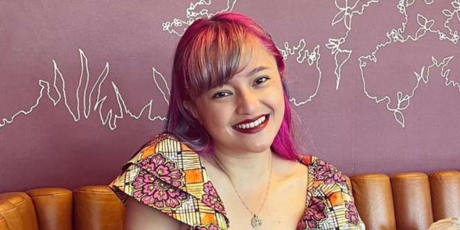 Ikuti Tren Latte Makeup Versi Bold, Marshanda Dipuji Mirip Selena Gomez