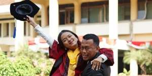 Potret Jian Ayune Sundul Langit, Anak Bupati Ponorogo yang Viral Namanya Unik, Lulus Cumlaude