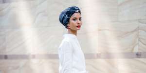 Stay Chic! Rahasia Hijab Anti Gerah dan Tetap Modis Saat Cuaca Panas