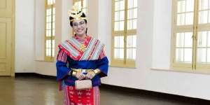 Tampilan Memikat 4 Pejabat Saat Memakai Baju Adat, Lihat Yuk!