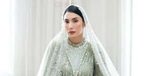 Makeup Natural Jadi Pilihan Tyas Mirasih Saat Pengajian Jelang Nikah