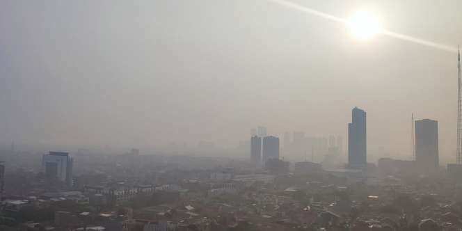 Studi: 10% Orang Kaya Bertanggung Jawab Atas 40% Polusi di Negaranya
