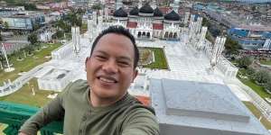 Viral Pertanyaan Faank Wali Band Buat Habib Umar bin Hafidz Tersenyum: 'Banyak Artis Merasa Bak Malaikat usai Umroh'