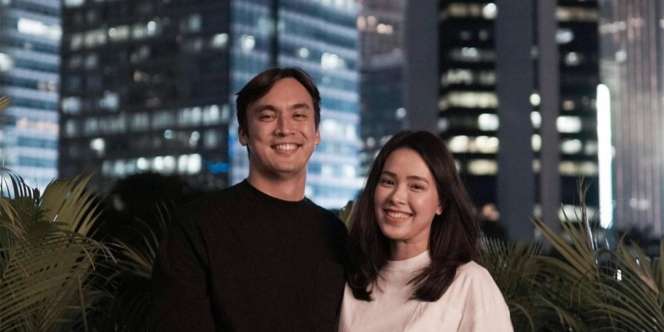 Mesra Lagi Usai Rujuk, Rendy Kjaernett dan Lady Nayon Malah Kena 'Rujak' Netizen