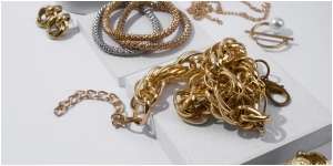 11 Arti Mimpi Kalung Emas yang Bisa Membawa Peringatan dalam Kehidupan