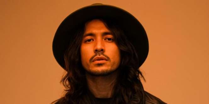 Keren Abis! 9 Potret Rumah Penyanyi Ello, Ada Studio Musik di Rooftop