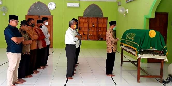 Doa Sholat Jenazah Takbir ke-4, Lengkap Syarat, Rukun dan Niat