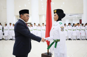 Wali Kota Danny Pomanto Kukuhkan Paskibraka 2024: Kebanggaan Kota Makassar!