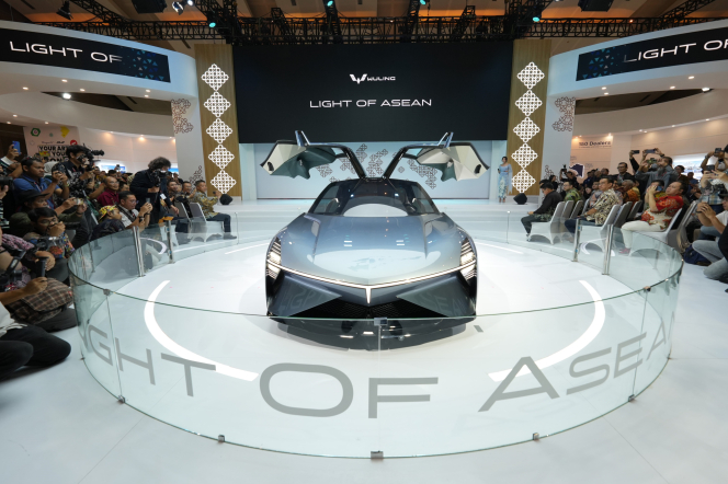 Mengintip Masa Depan Bareng Wuling Light of ASEAN di IIMS 2025