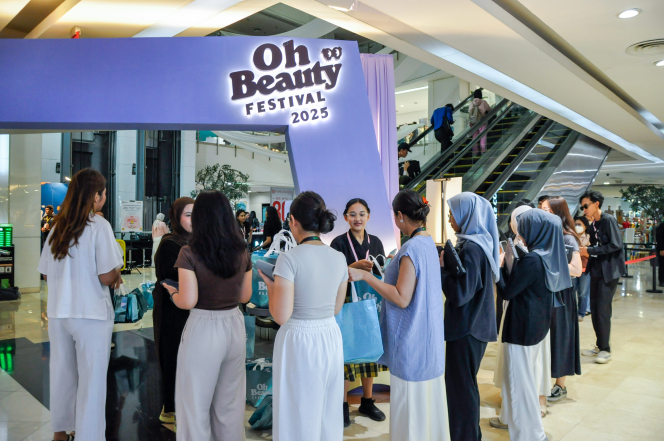 Oh Beauty, Oh Blok M! Ketika Festival Kecantikan Jadi Pelipur di Tengah Krisis