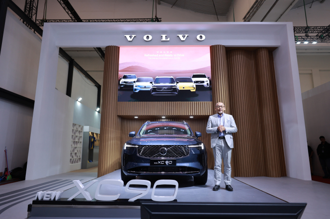 Volvo Hadirkan Mobil Listrik Canggih & Harga Baru di GIIAS 2025, Gandeng Marc Klok Jadi Wajah Brand