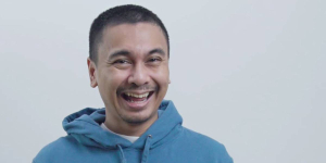 Komunitas Padel 'Geng Raket Satu' Bikinan Raditya Dika, Anggotanya Hanya Satu Gak Bakal Nambah