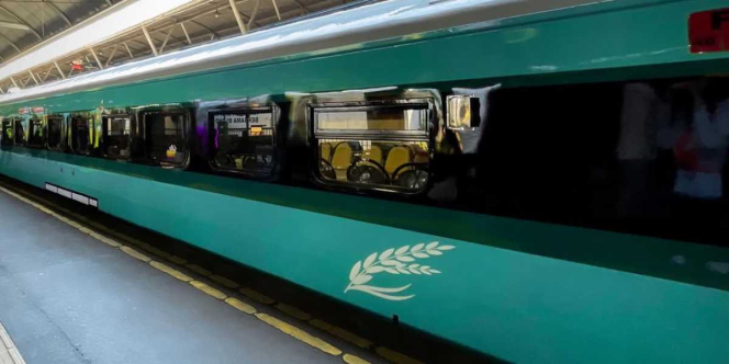 Kereta Khusus Petani dan Pedagang Dibanjiri Pujian, Netizen: Akhirnya Melihat Kabar Bahagia