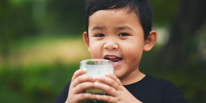 Sudah Tahu Belum Moms? Ini Cara Konsumsi Susu Pertumbuhan Anak
